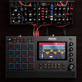 MPC Live Akai music and lights